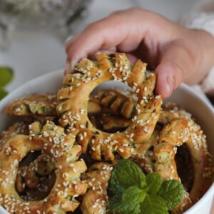 حافظة كعك خضرة (10قطع)